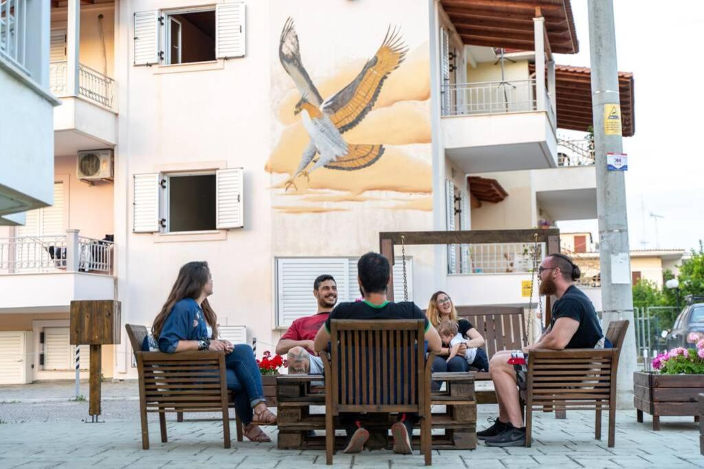 Eagle'S Nest City Apartments Aigio Exterior photo